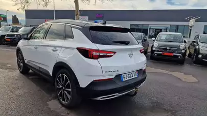 OPEL GRANDLAND X