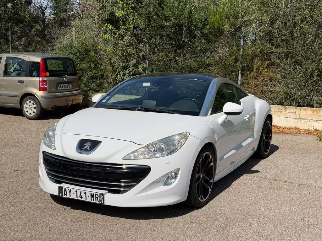 Acheter Peugeot RCZ Vente exclusivement réservée aux professionnels de l’automobile, sans garantie. Prix ferme vente en l’état  Cordialement - Pelletier Auto